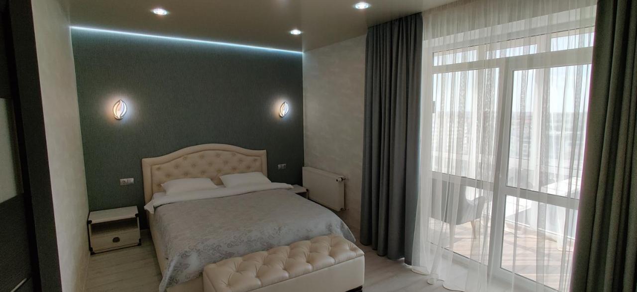 Yarovytsya Vip In The Center Apartment ลุตสกาย ภายนอก รูปภาพ