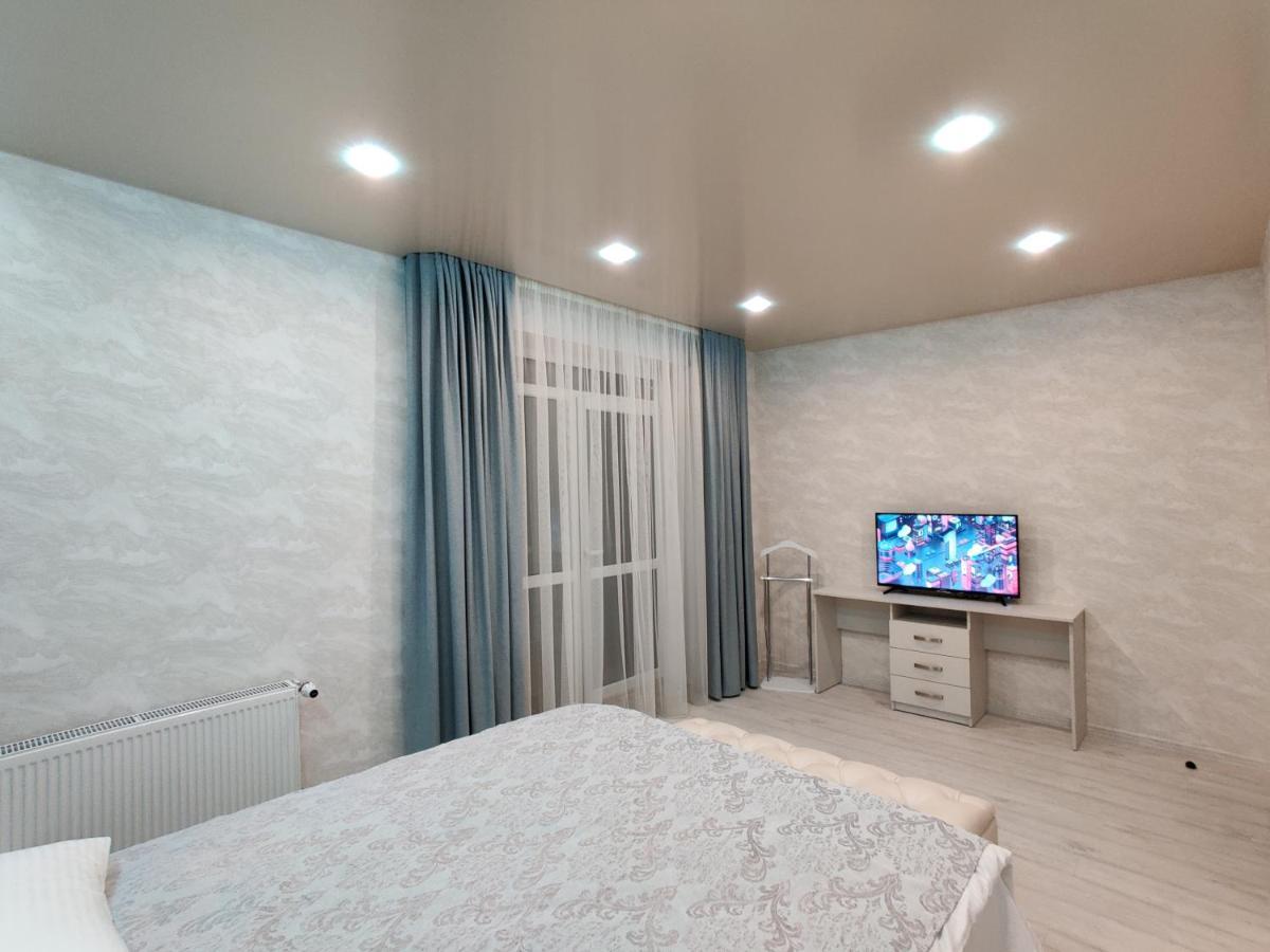 Yarovytsya Vip In The Center Apartment ลุตสกาย ภายนอก รูปภาพ