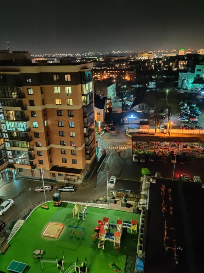 Yarovytsya Vip In The Center Apartment ลุตสกาย ภายนอก รูปภาพ